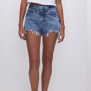 Good American brand cut off denim shorts
